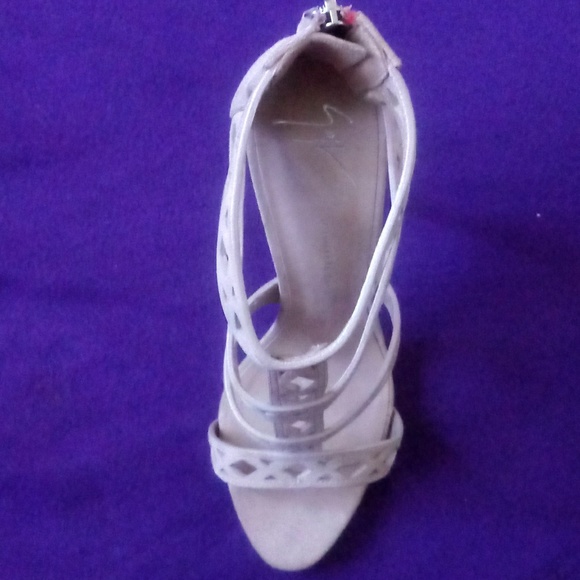 Giuseppe heels - Picture 2 of 3